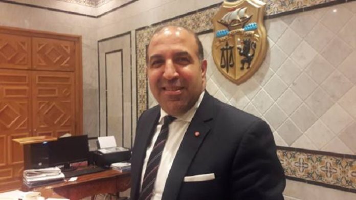 Hatem ferjani, secrétaire d’Etat auprès du ministre des Affaires étrangères chargé de la diplomatie économique Hatem ferjani, secrétaire d’Etat auprès du ministre des Affaires étrangères chargé de la diplomatie économique