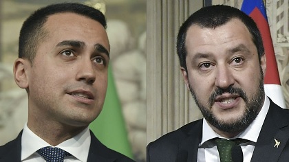 Berlusconi ouvre la voie à un gouvernement antisystème en Italie Berlusconi ouvre la voie à un gouvernement antisystème en Italie