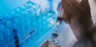 Vaccin COVID-19: AstraZeneca partenaire avec Oxford pour une production en masse et à but non lucratif